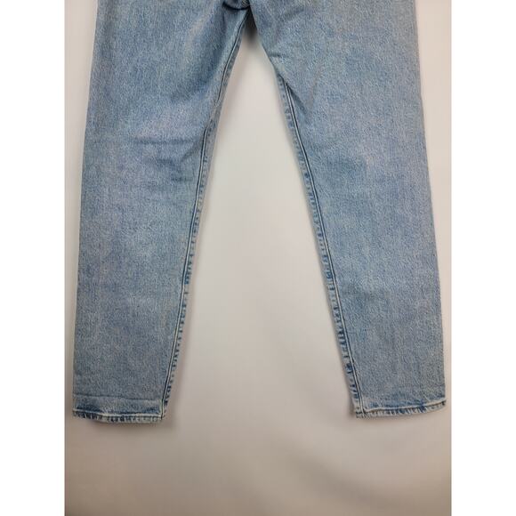 Levi's Premium Wedgie Jeans Women's Button Fly Light Wash Tapered Leg 28x27 - Picture 6 of 8